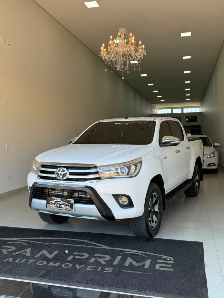 Toyota Hilux CD SRX 4x4 2.8 TDI 16V Diesel Aut.